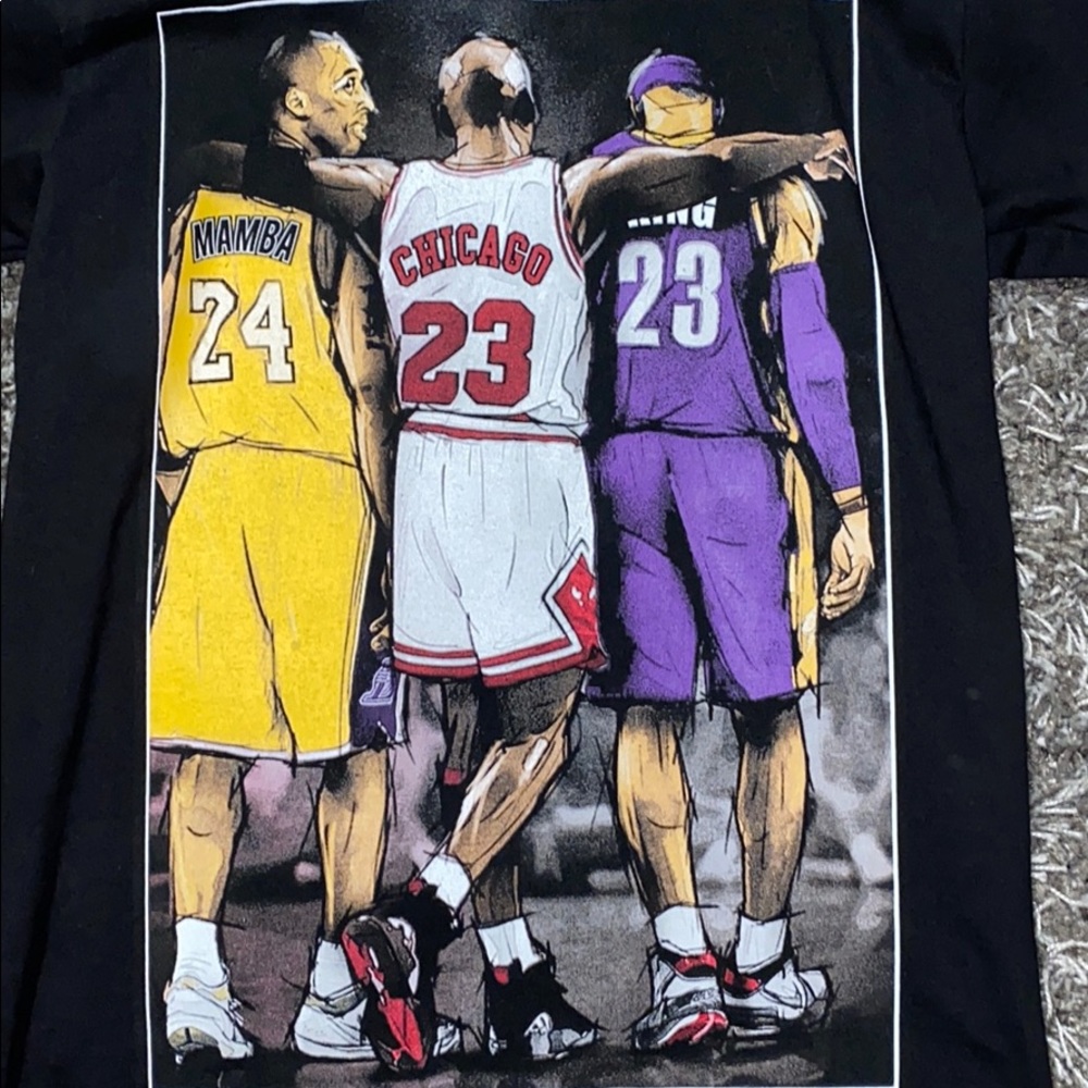 Basketball Legendary Tee - Picture 2 of 5